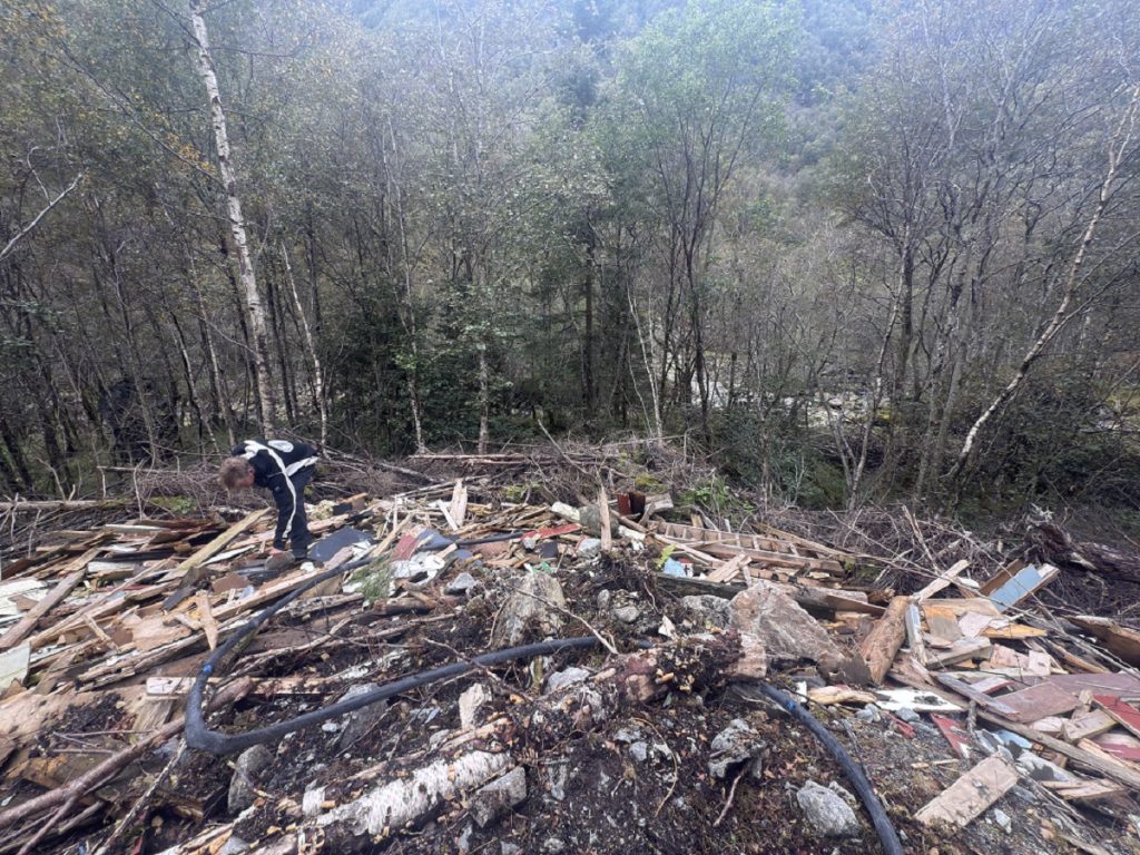 Ulovlig dumpet bygningsavfall i Bjordal: NMF anmelder forholdet 10